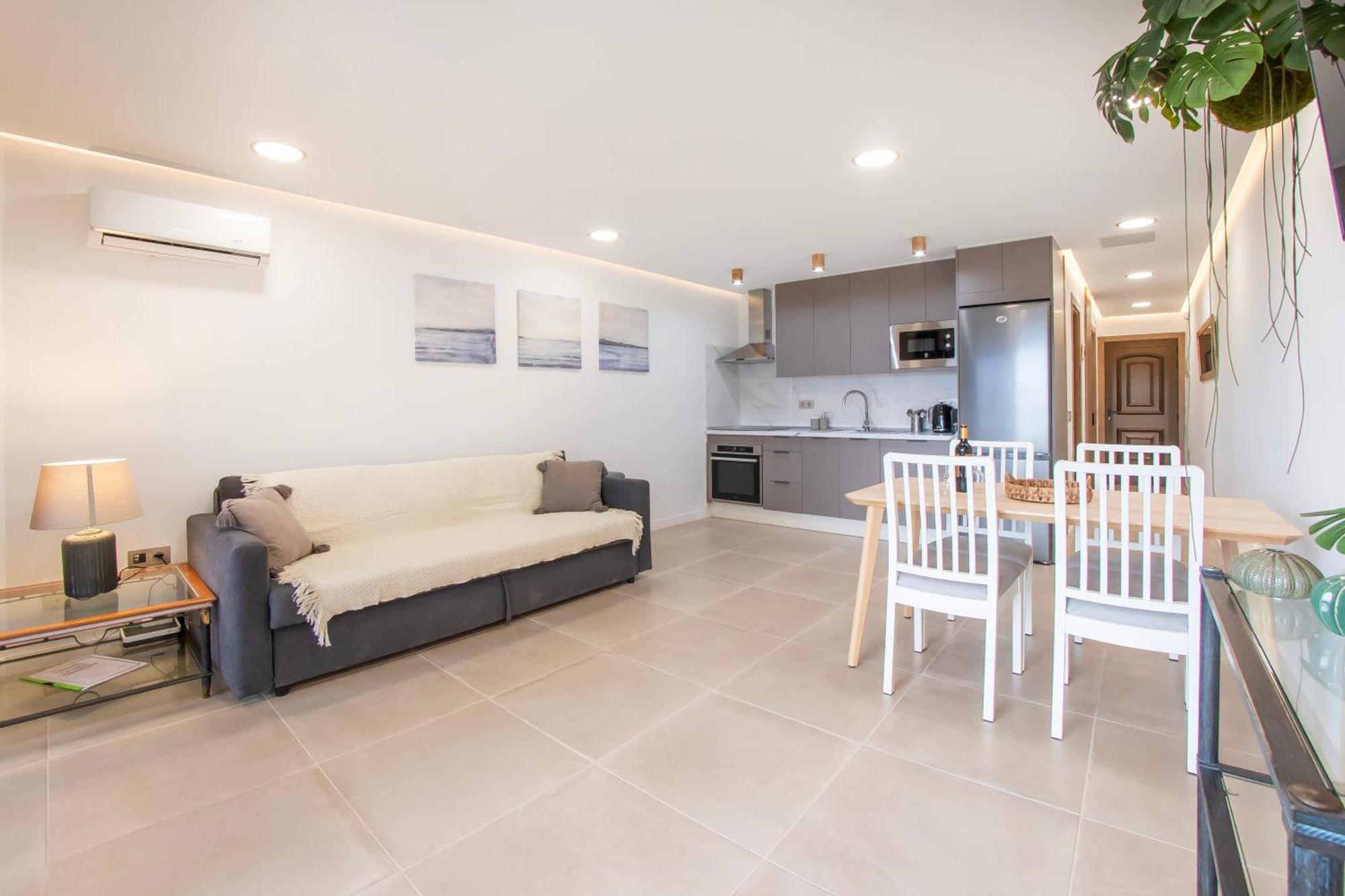 Newly Renovated, Luxurious Apartment With A Heated Pool, 259 San Miguel de Abona Kültér fotó
